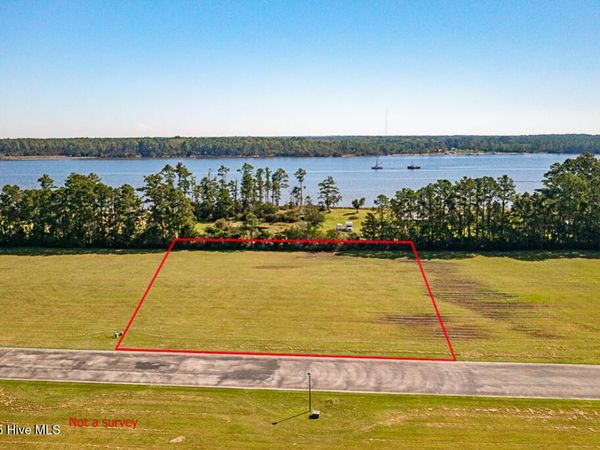 107 Waterway Drive, Havelock, NC 28532