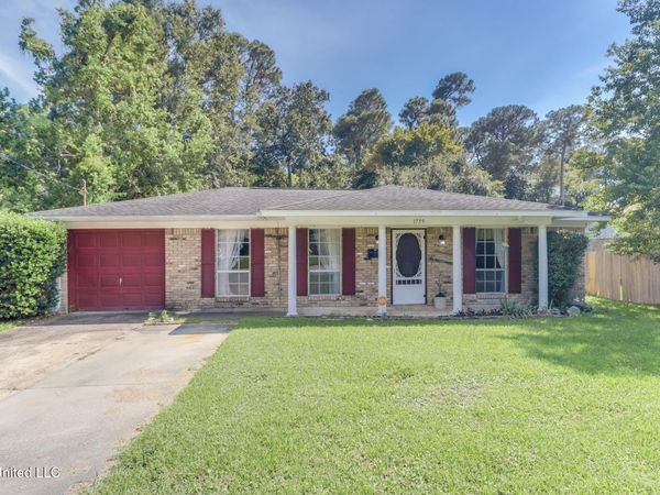 1739 Thomas Jefferson Drive, Biloxi, MS 39531