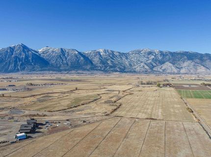 1300 Centerville Lane, Gardnerville, NV 89410 Photo