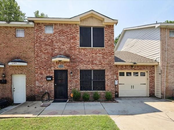 1153 College Street, Grand Prairie, TX 75050