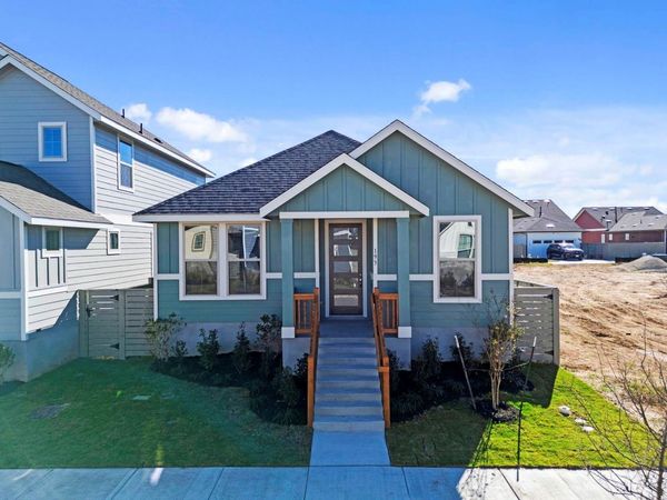 193 Weaver LN, Bastrop, TX 78602