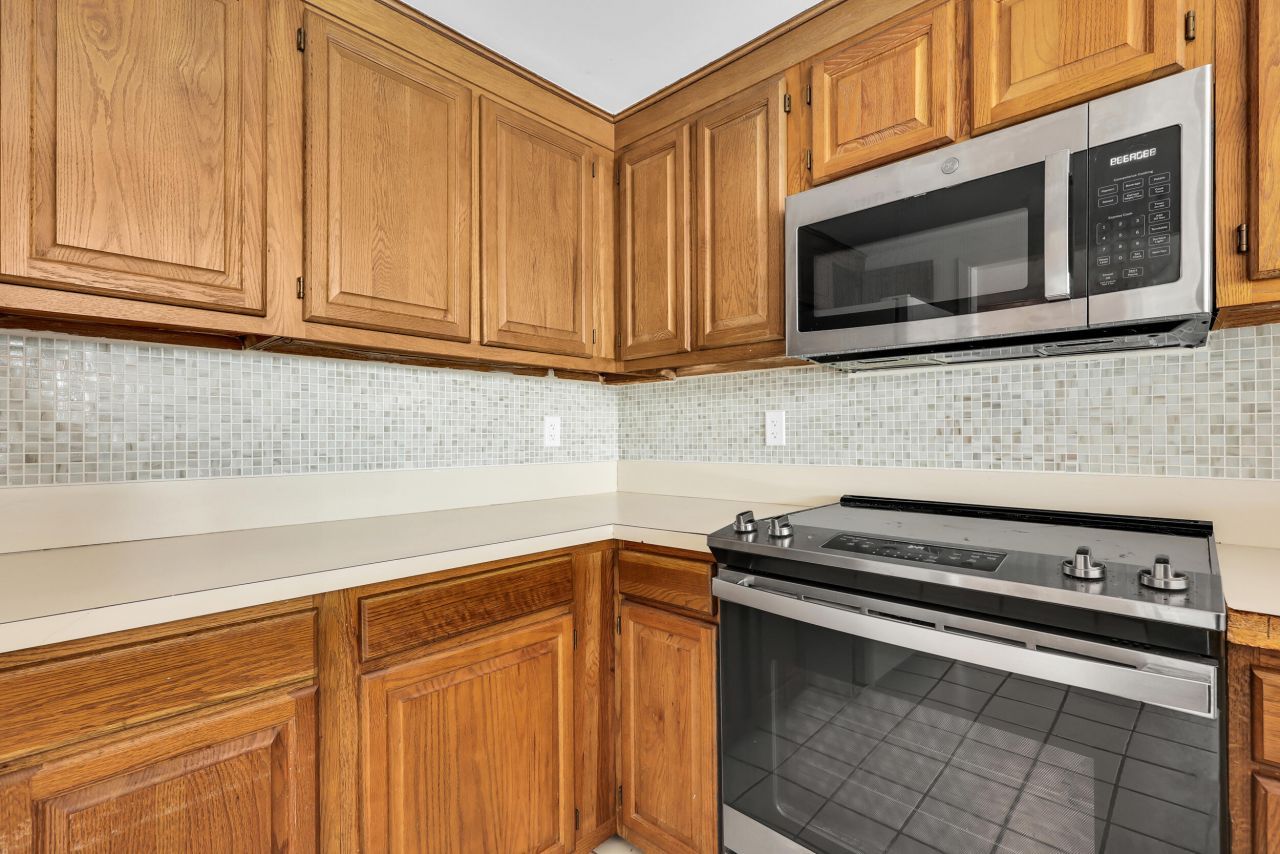 205 River Breeze Drive Photo 10