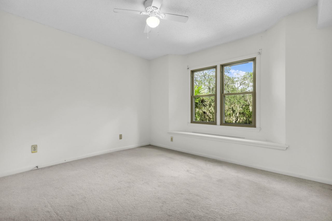 205 River Breeze Drive Photo 15