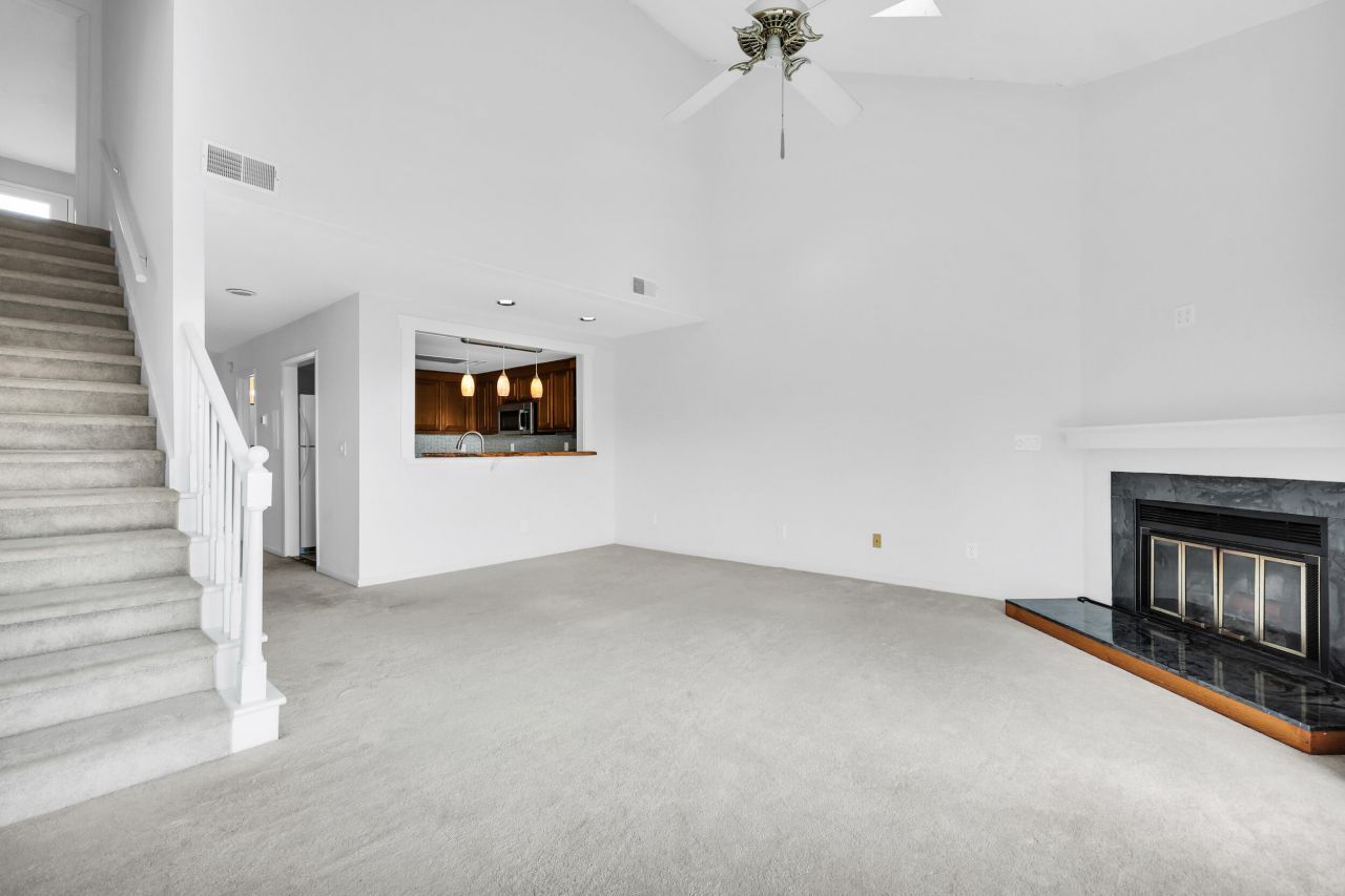 205 River Breeze Drive Photo 8