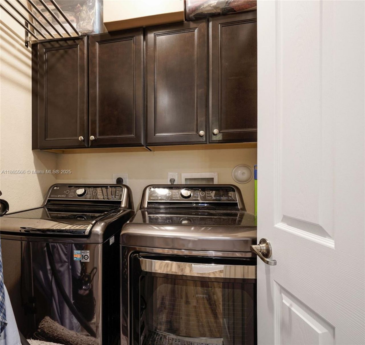 9835 NW 86th Ter, Doral, FL 33178 Photo