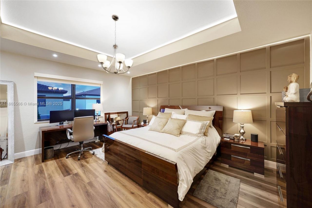 9835 NW 86th Ter, Doral, FL 33178 Photo