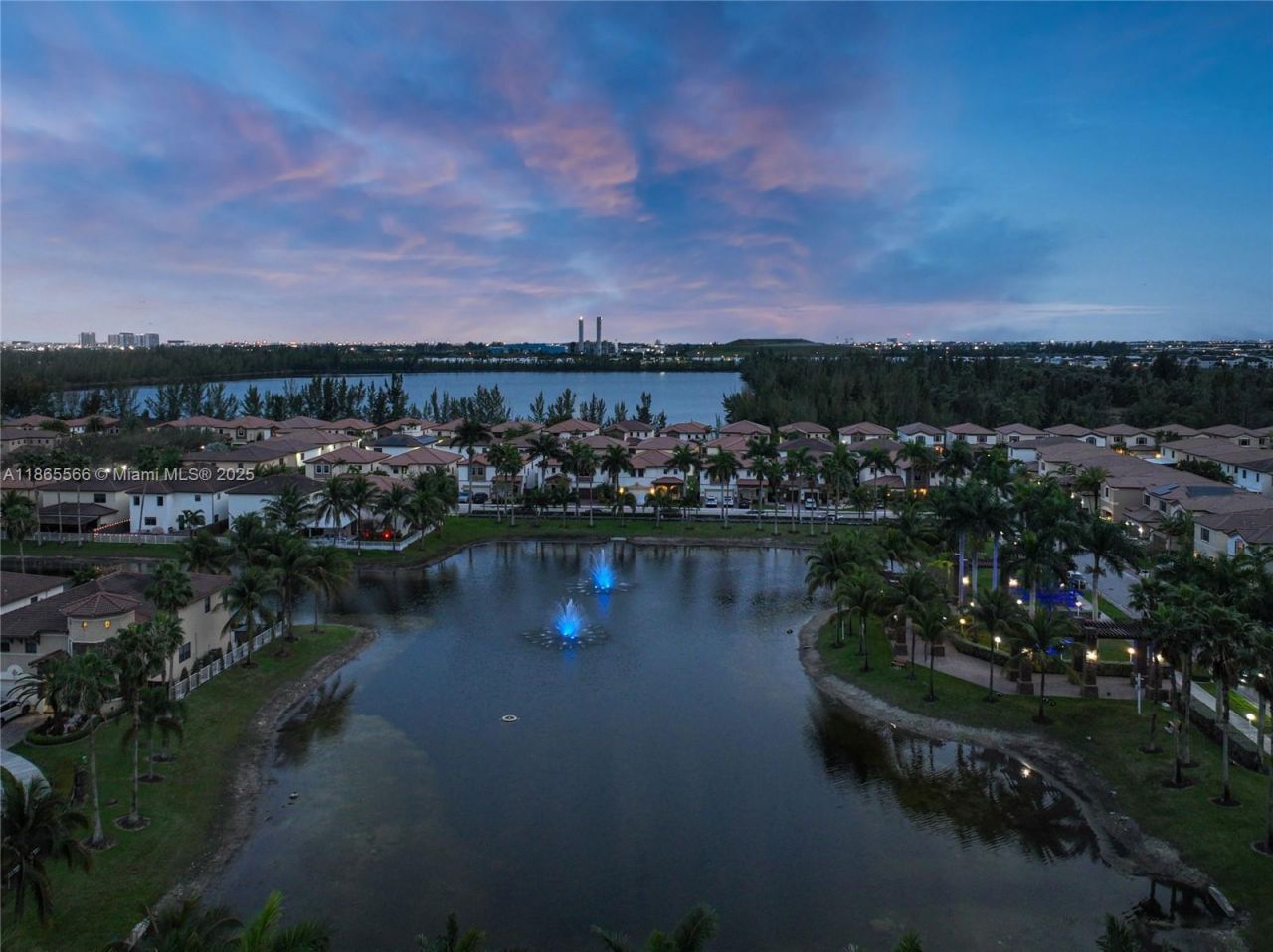 9835 NW 86th Ter, Doral, FL 33178 Photo