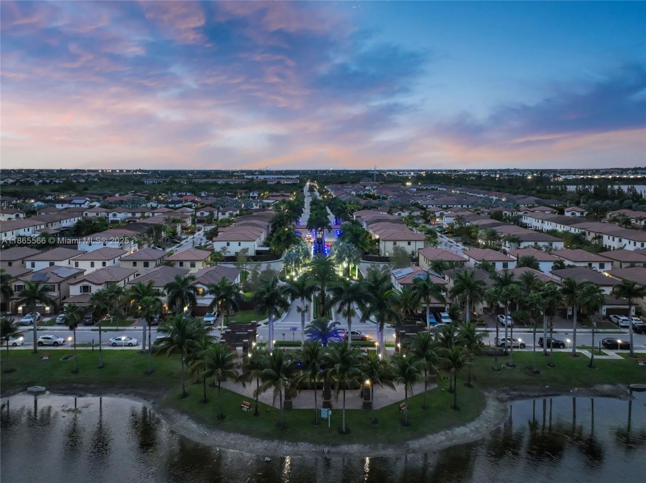 9835 NW 86th Ter, Doral, FL 33178 Photo