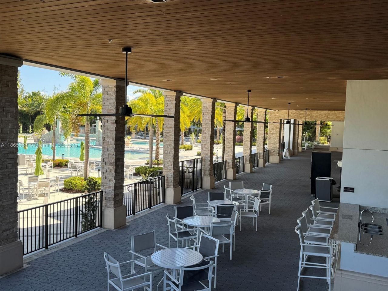 9835 NW 86th Ter, Doral, FL 33178 Photo