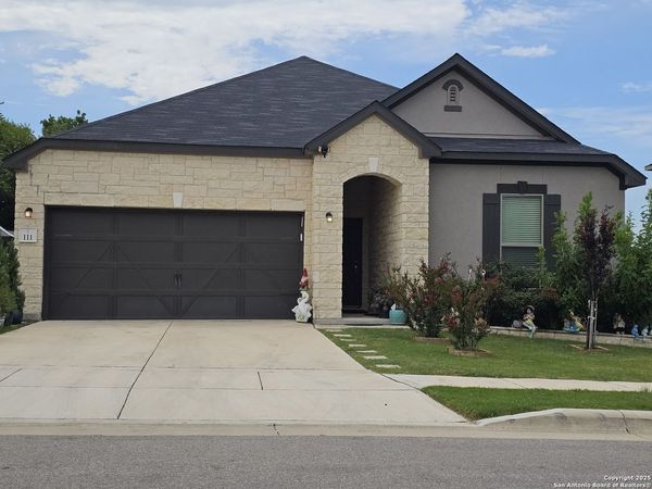111 Lone Falls, Universal City, TX 78148