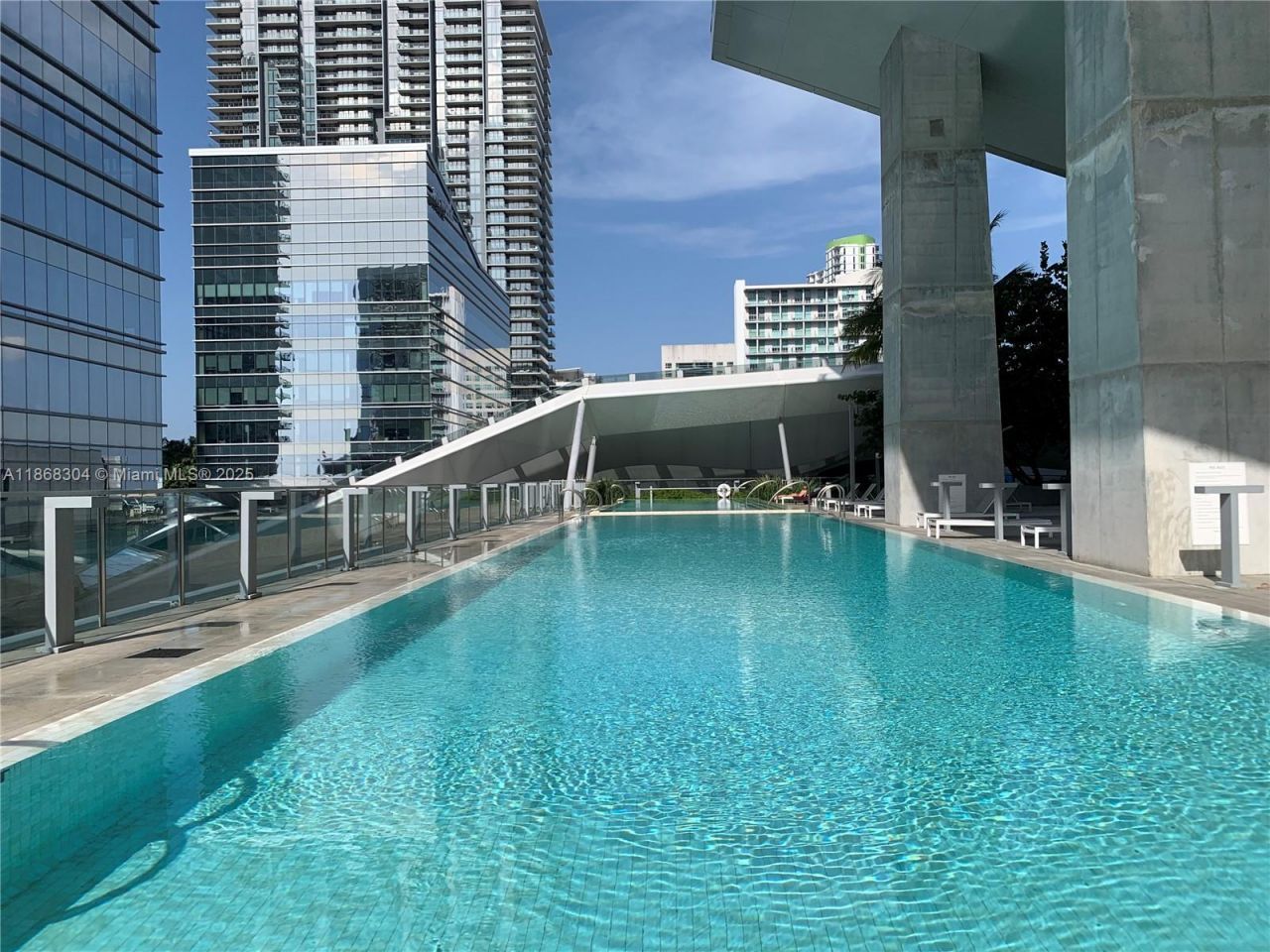 68 SE 6th St, Unit 1003, Miami, FL 33131 Photo