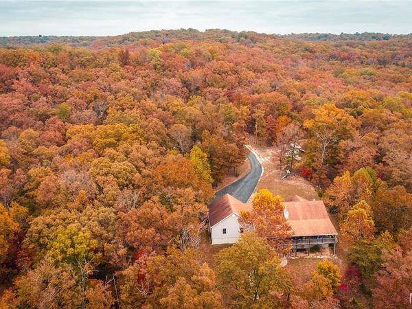 70 North Short Resort Road, Eldon, MO 65049