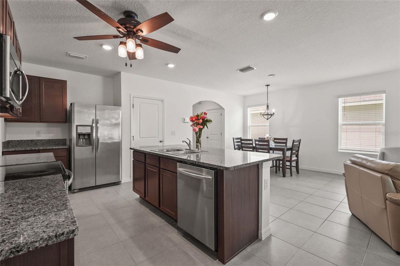 5835 Calla Lilly Drive, Sarasota, FL 34232 Photo