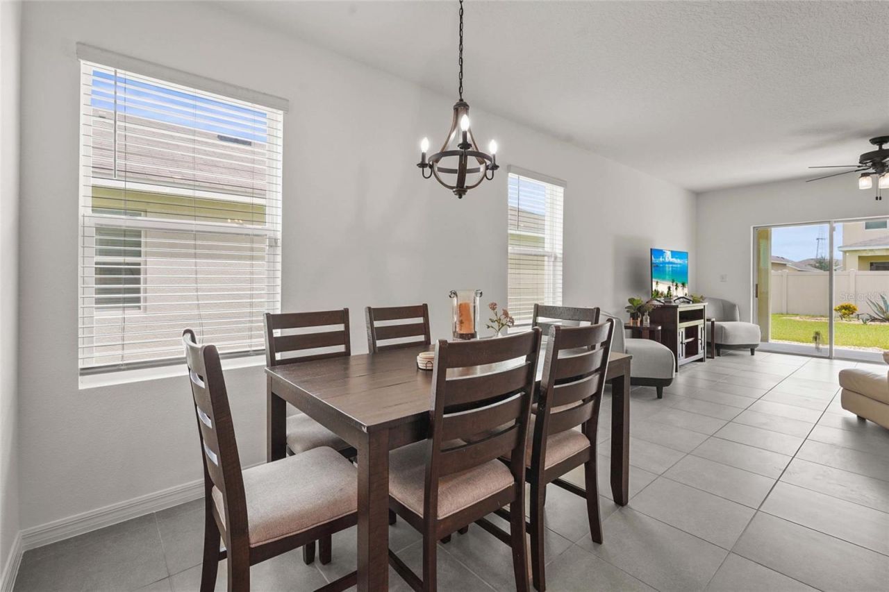 5835 Calla Lilly Drive, Sarasota, FL 34232 Photo