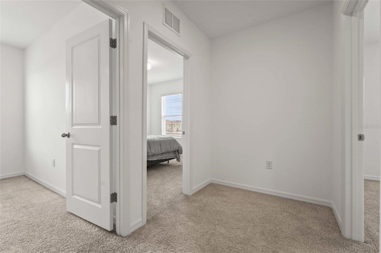 5835 Calla Lilly Drive, Sarasota, FL 34232 Photo