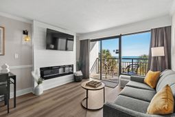 3000 N Ocean Blvd. photo 4