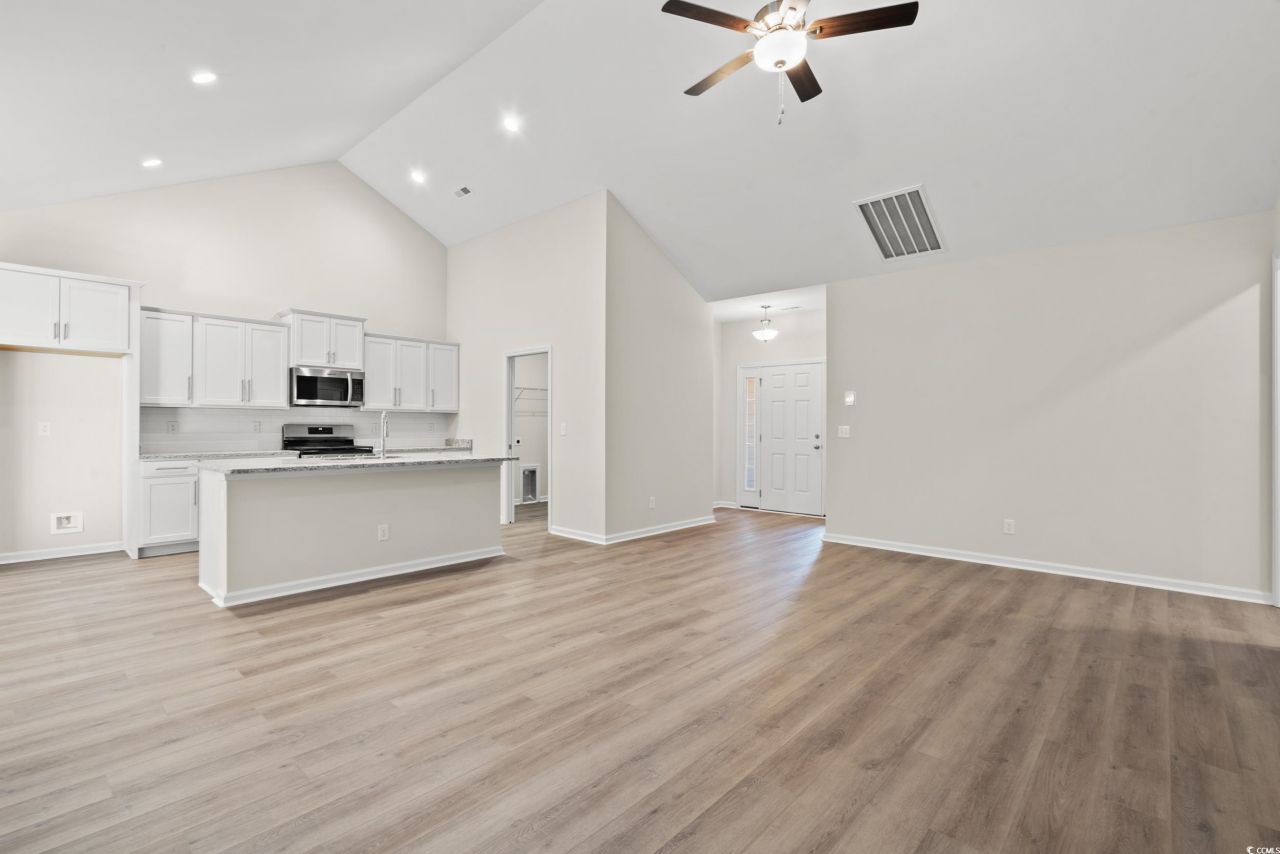 3323 Little Bay Dr. Photo 4