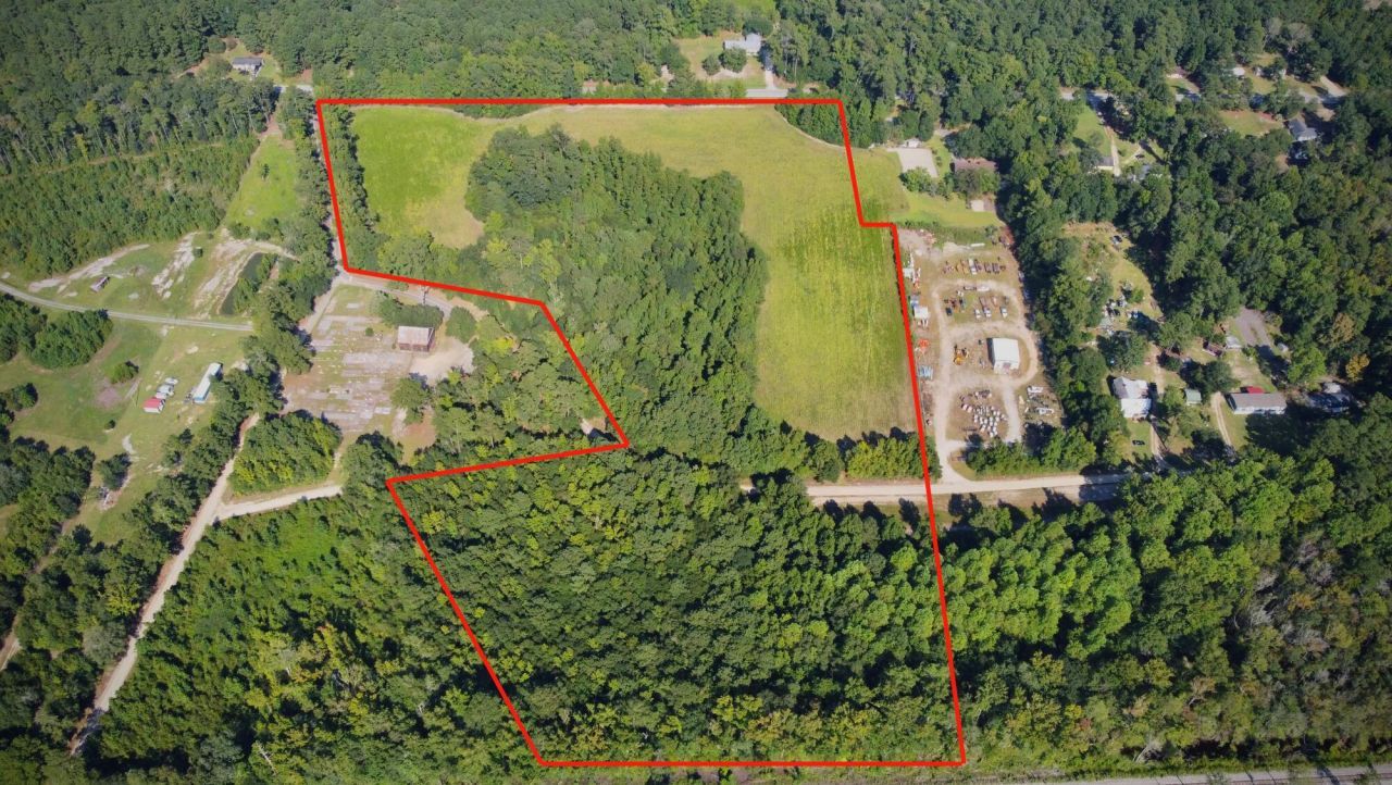 00 Freedom Road Photo 5