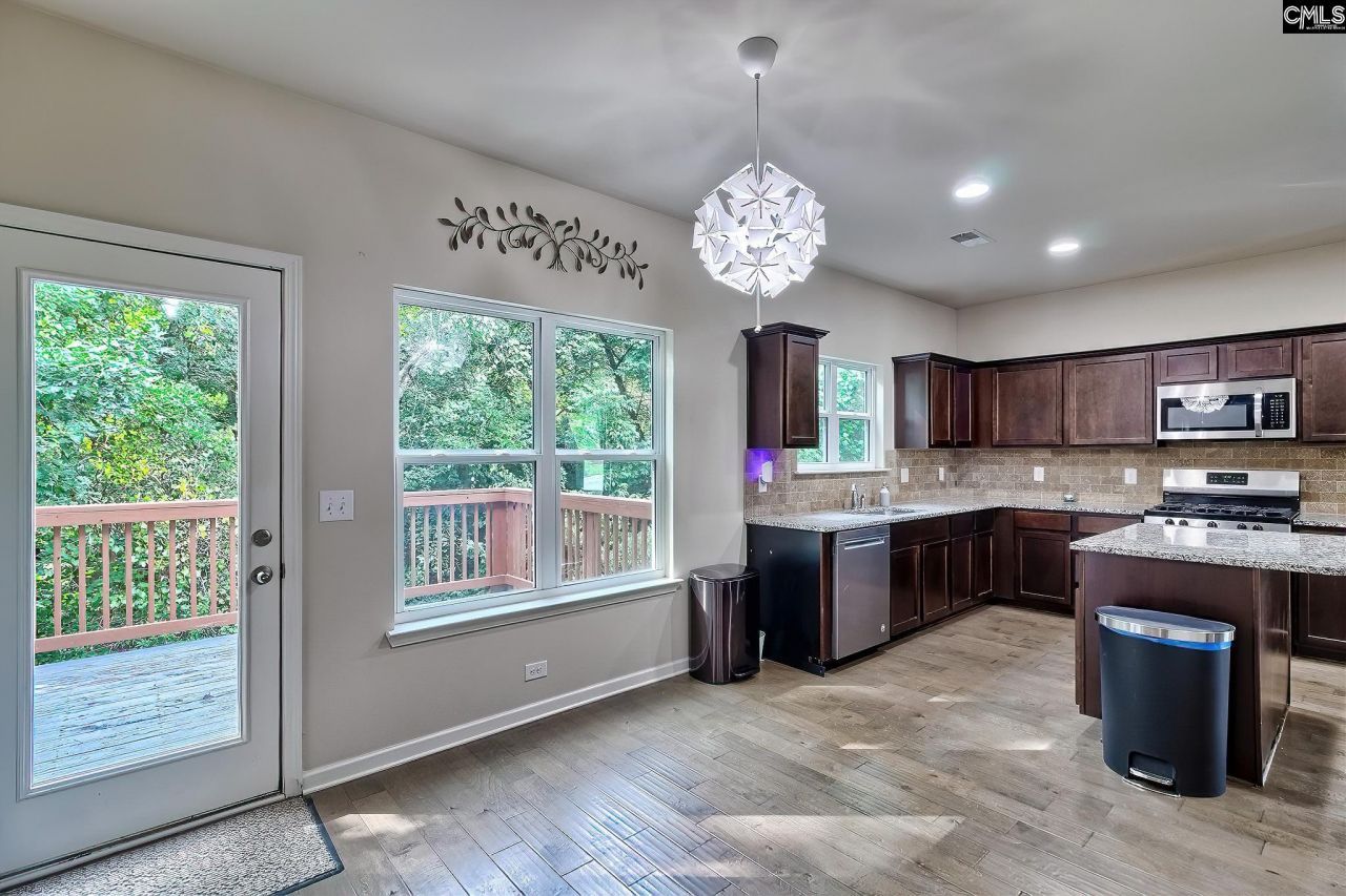 715 Soldier Gray Lane Photo 14