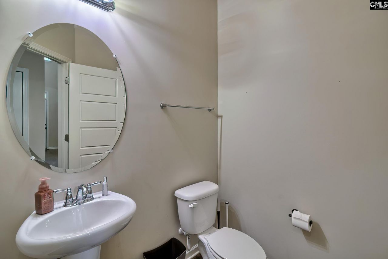 715 Soldier Gray Lane Photo 18