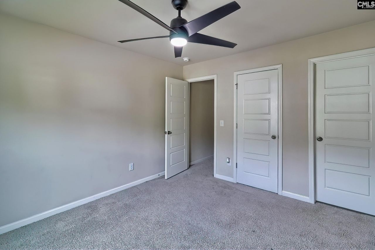 715 Soldier Gray Lane Photo 32