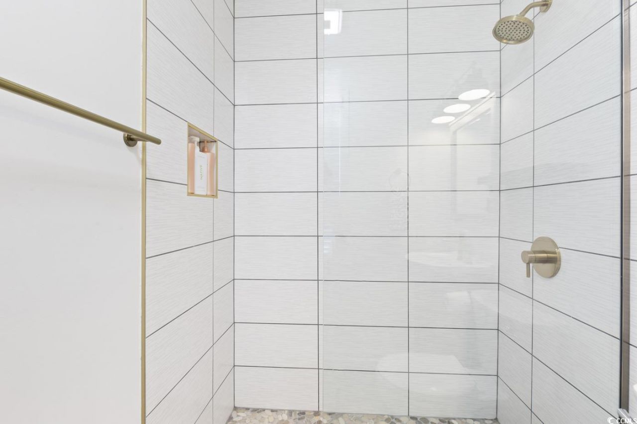 210 34th Ave. N Photo 20