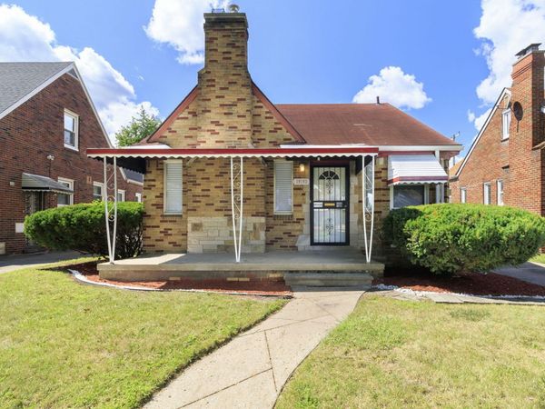 19193 Lesure Street, Detroit, MI 48235