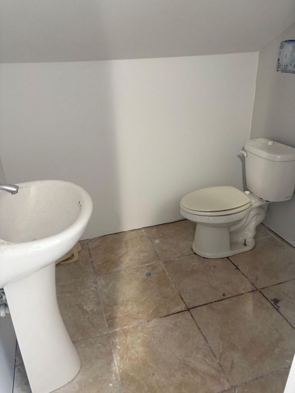 321 E 5th N Street Photo 10