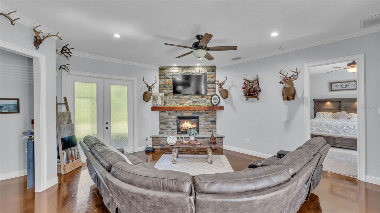 18940 Commonwealth Avenue N, Polk City, FL 33868 Photo