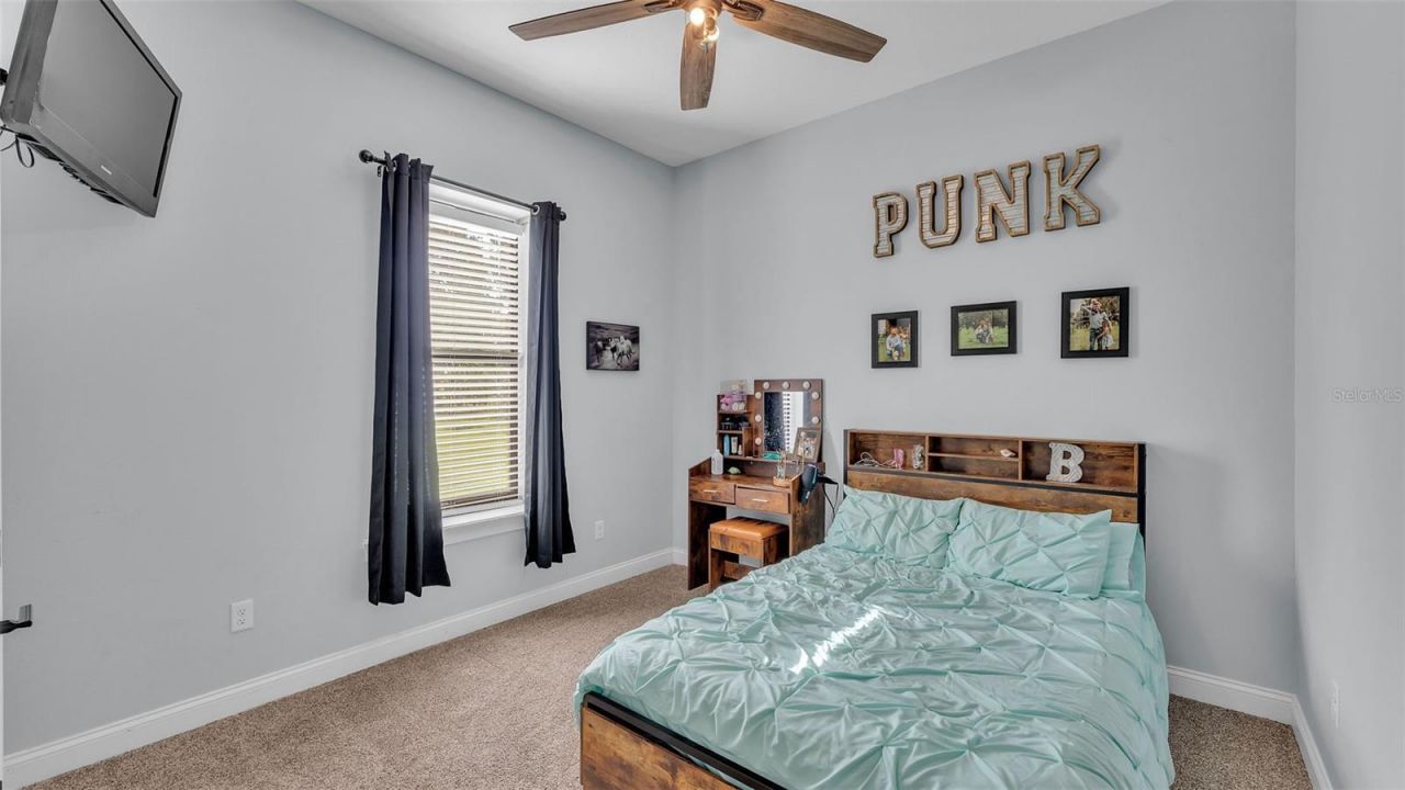 18940 Commonwealth Avenue N, Polk City, FL 33868 Photo