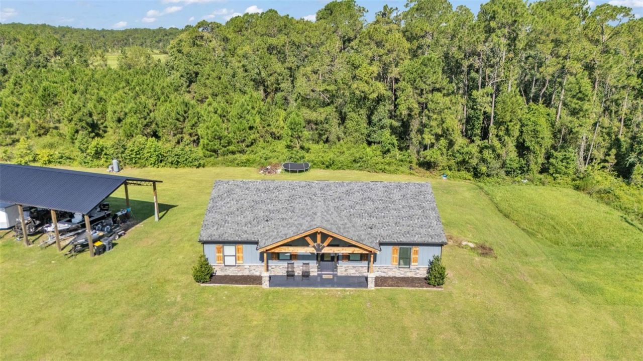 18940 Commonwealth Avenue N, Polk City, FL 33868 Photo