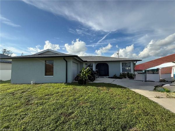 421 SW 21st TER, CAPE CORAL, FL 33991