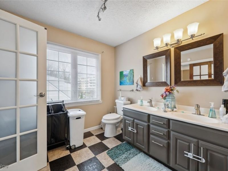 3394 Wooster Road, Rocky River, OH 44116 Photo 29