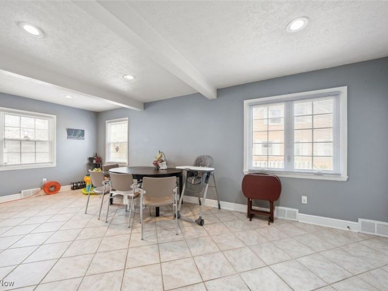 3394 Wooster Road, Rocky River, OH 44116 Photo 9