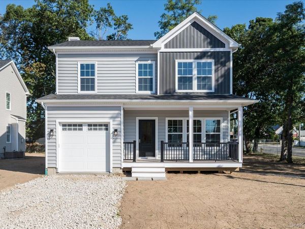 2 Gail-Grace Court, Copiague, NY 11726