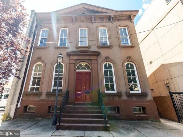 318 20 BAINBRIDGE STREET, PHILADELPHIA, PA 19147