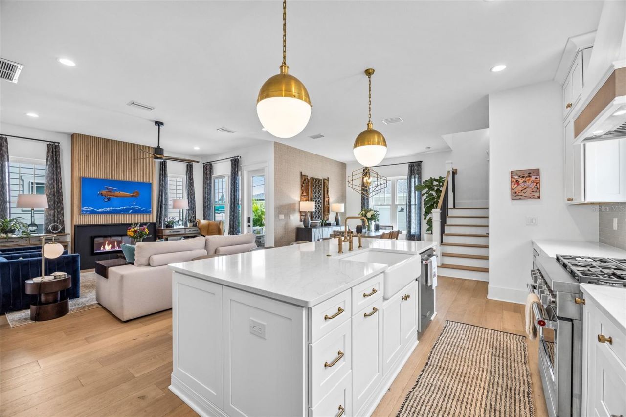 3037 10th Street N, Saint Petersburg, FL 33704 Photo