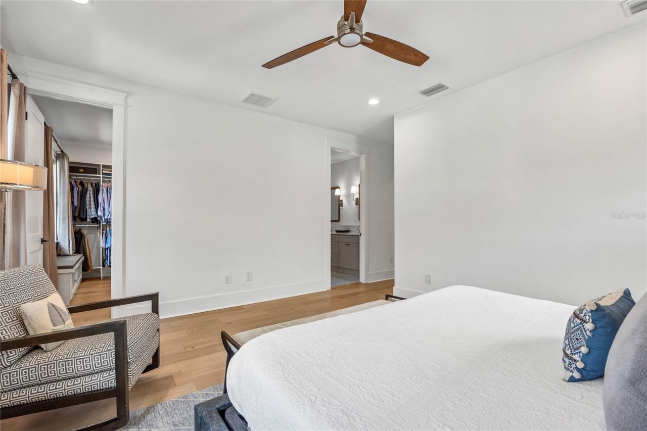 3037 10th Street N, Saint Petersburg, FL 33704 Photo