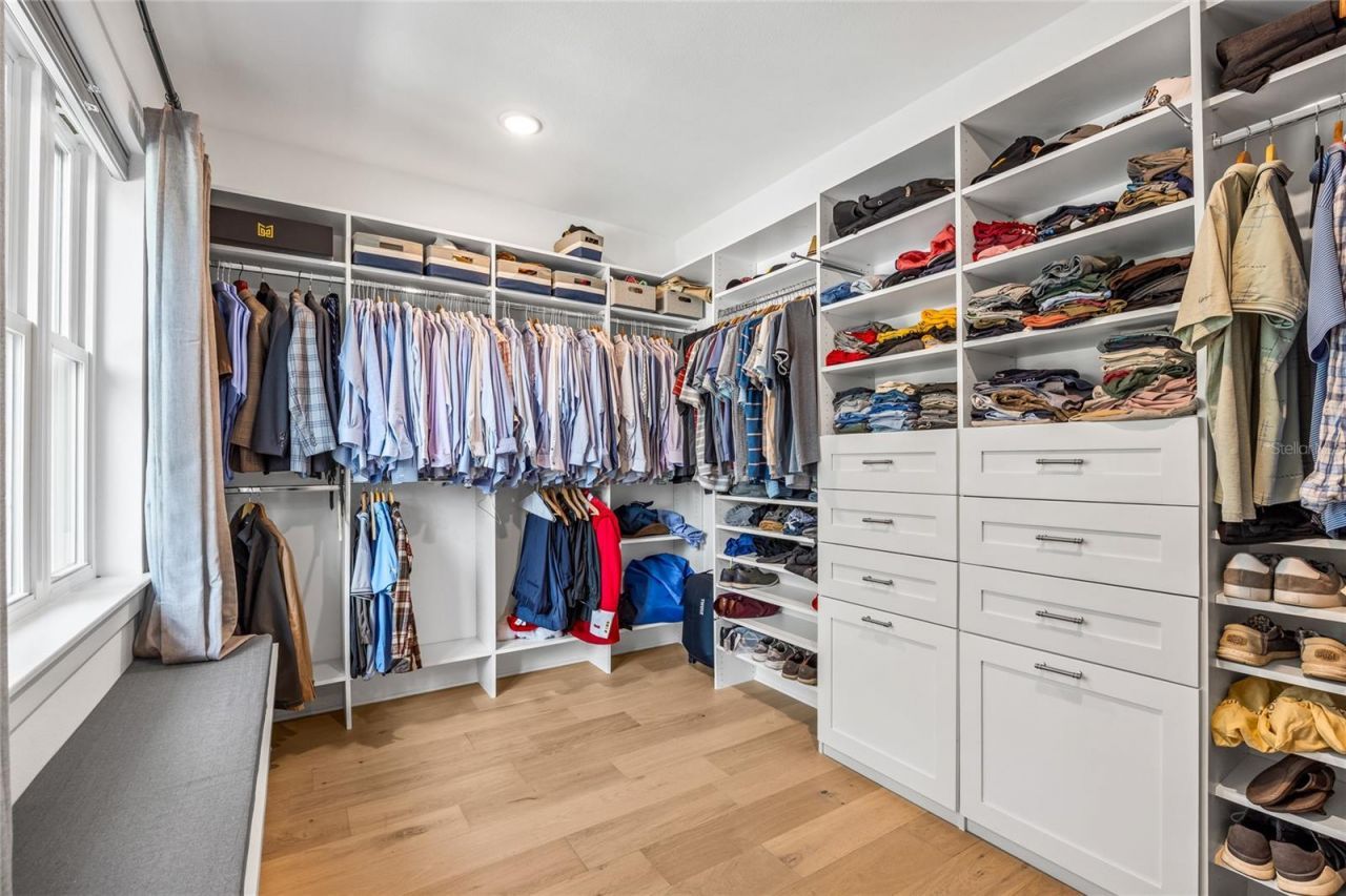 3037 10th Street N, Saint Petersburg, FL 33704 Photo