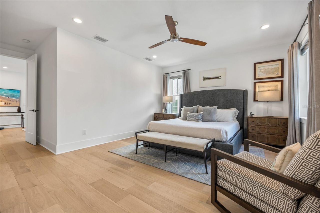 3037 10th Street N, Saint Petersburg, FL 33704 Photo