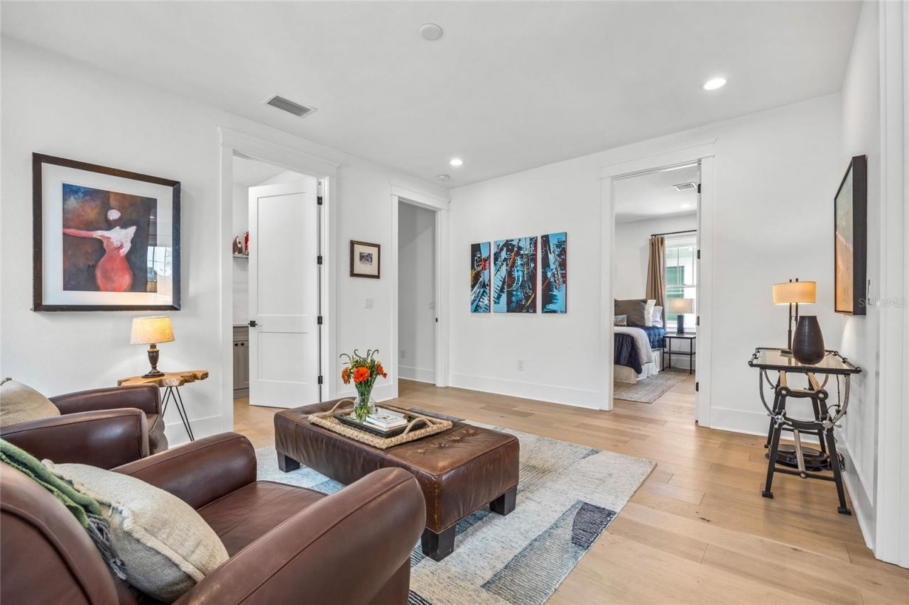 3037 10th Street N, Saint Petersburg, FL 33704 Photo