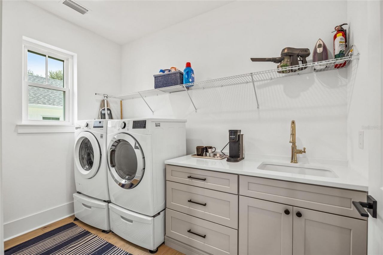 3037 10th Street N, Saint Petersburg, FL 33704 Photo