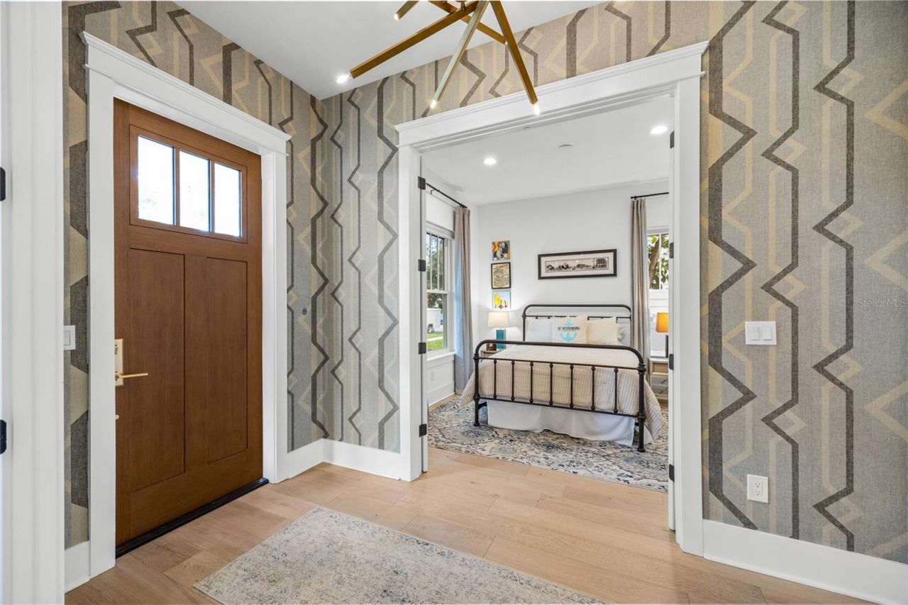 3037 10th Street N, Saint Petersburg, FL 33704 Photo