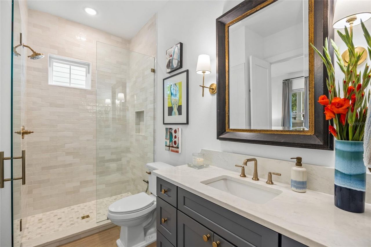 3037 10th Street N, Saint Petersburg, FL 33704 Photo