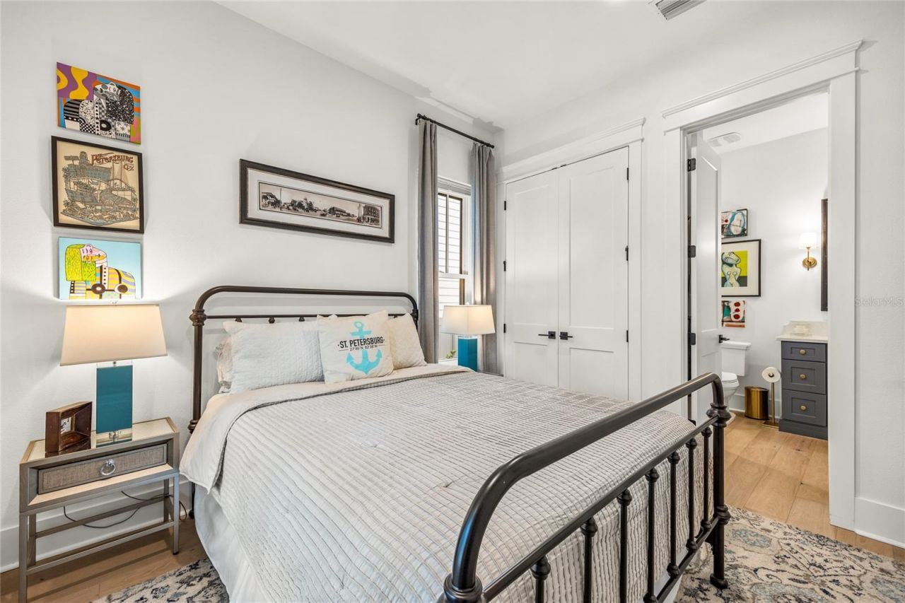 3037 10th Street N, Saint Petersburg, FL 33704 Photo