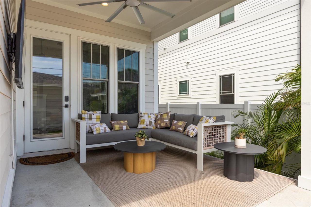 3037 10th Street N, Saint Petersburg, FL 33704 Photo