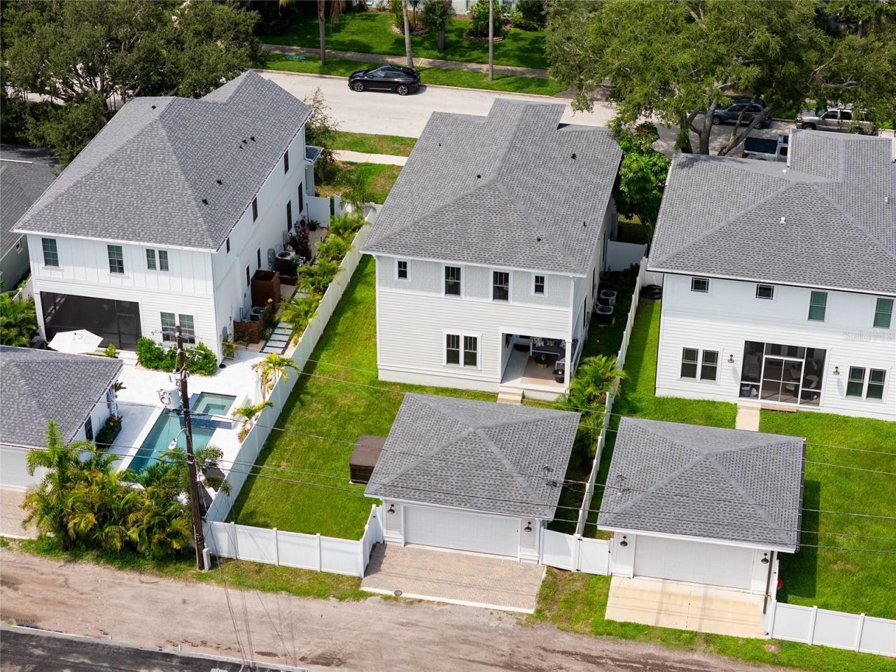 3037 10th Street N, Saint Petersburg, FL 33704 Photo