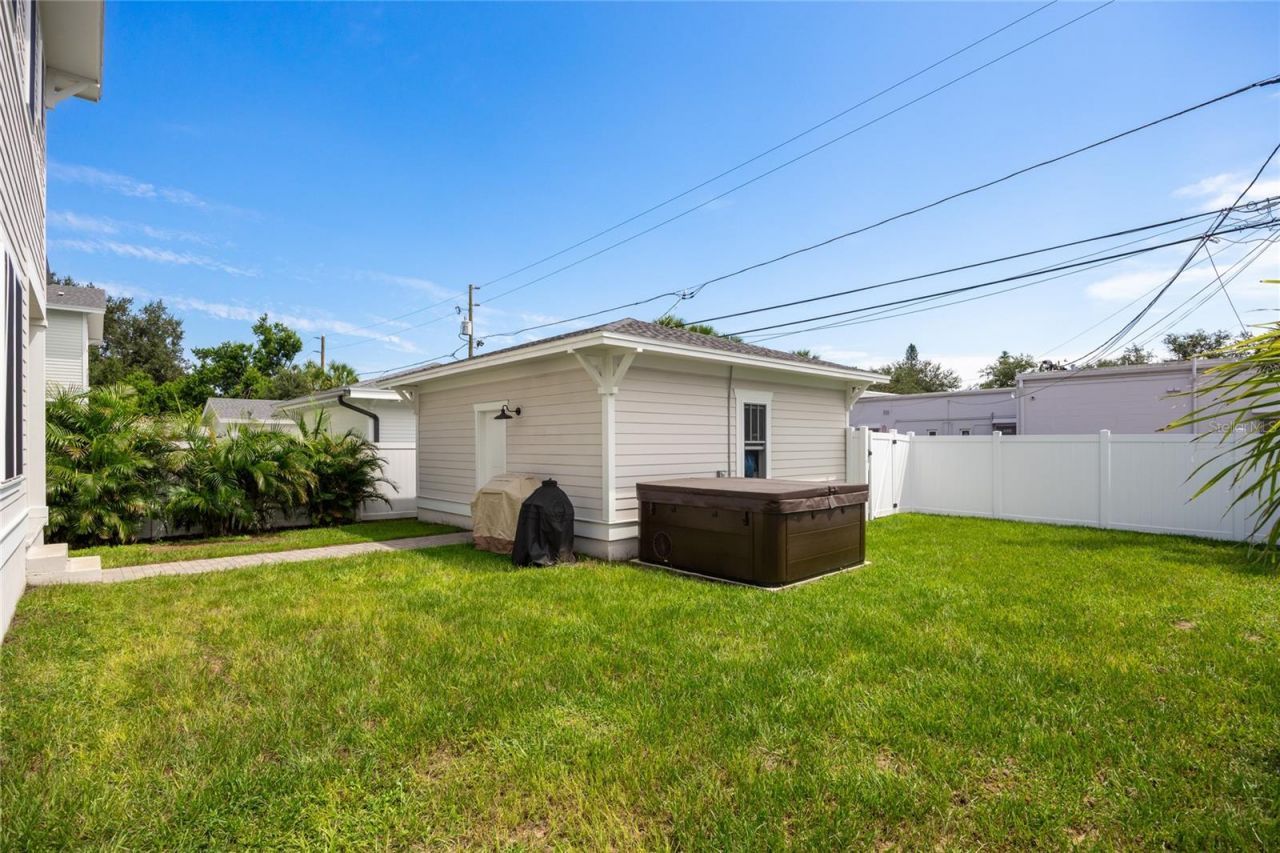 3037 10th Street N, Saint Petersburg, FL 33704 Photo