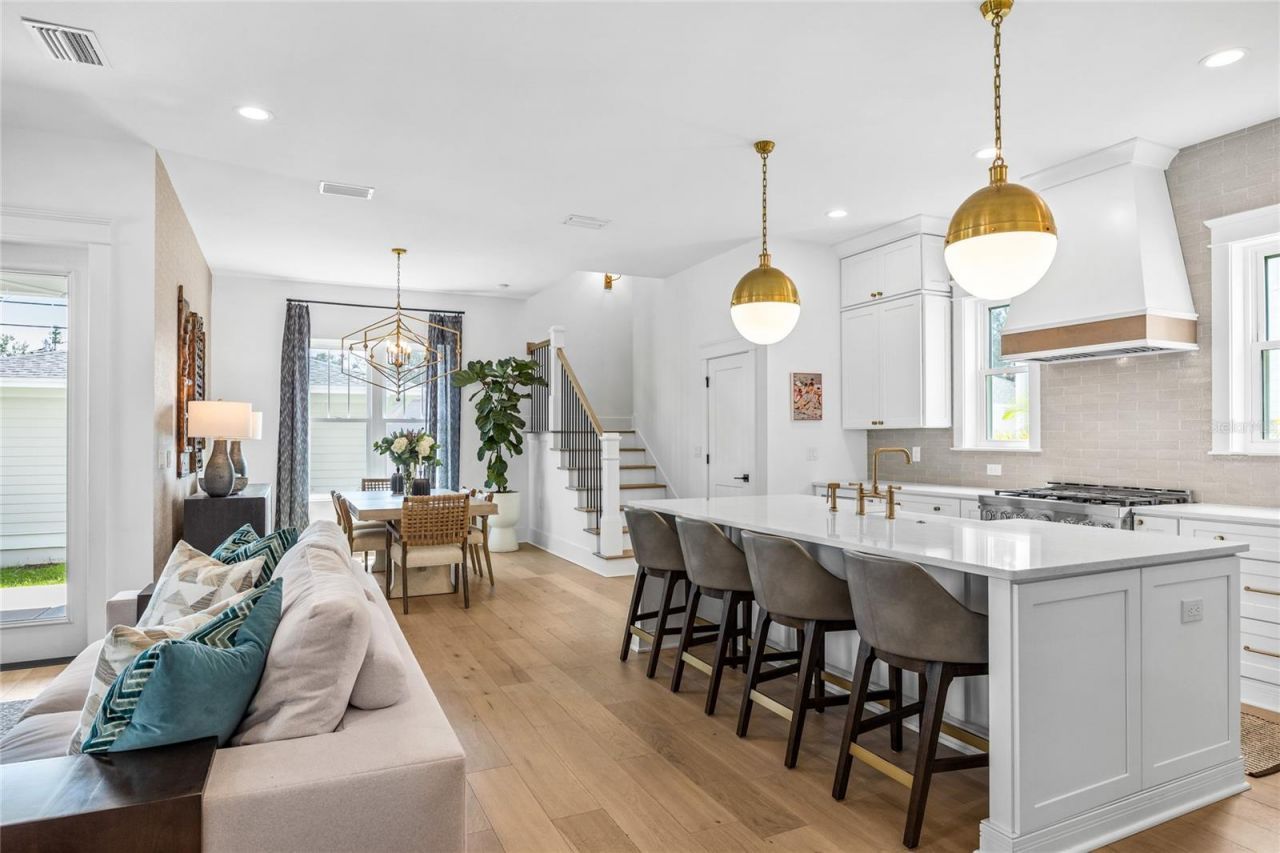 3037 10th Street N, Saint Petersburg, FL 33704 Photo