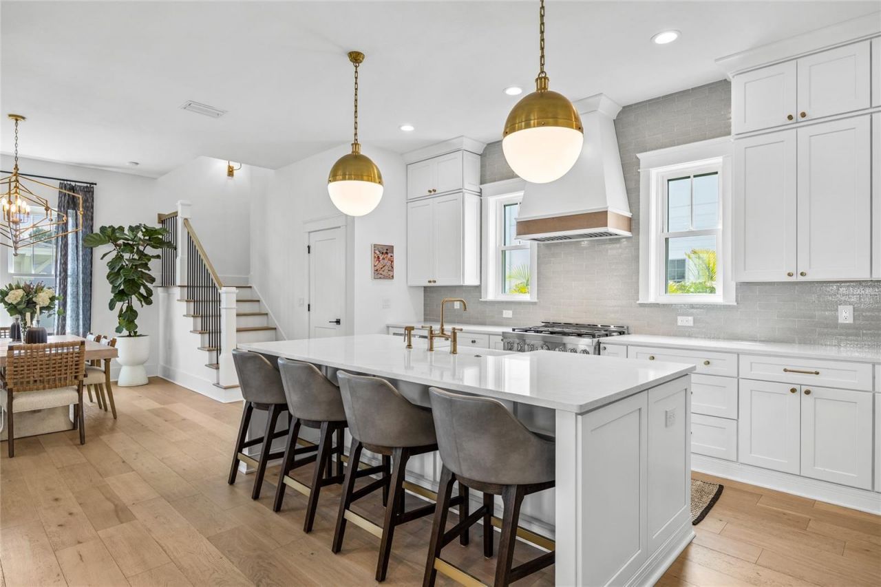 3037 10th Street N, Saint Petersburg, FL 33704 Photo